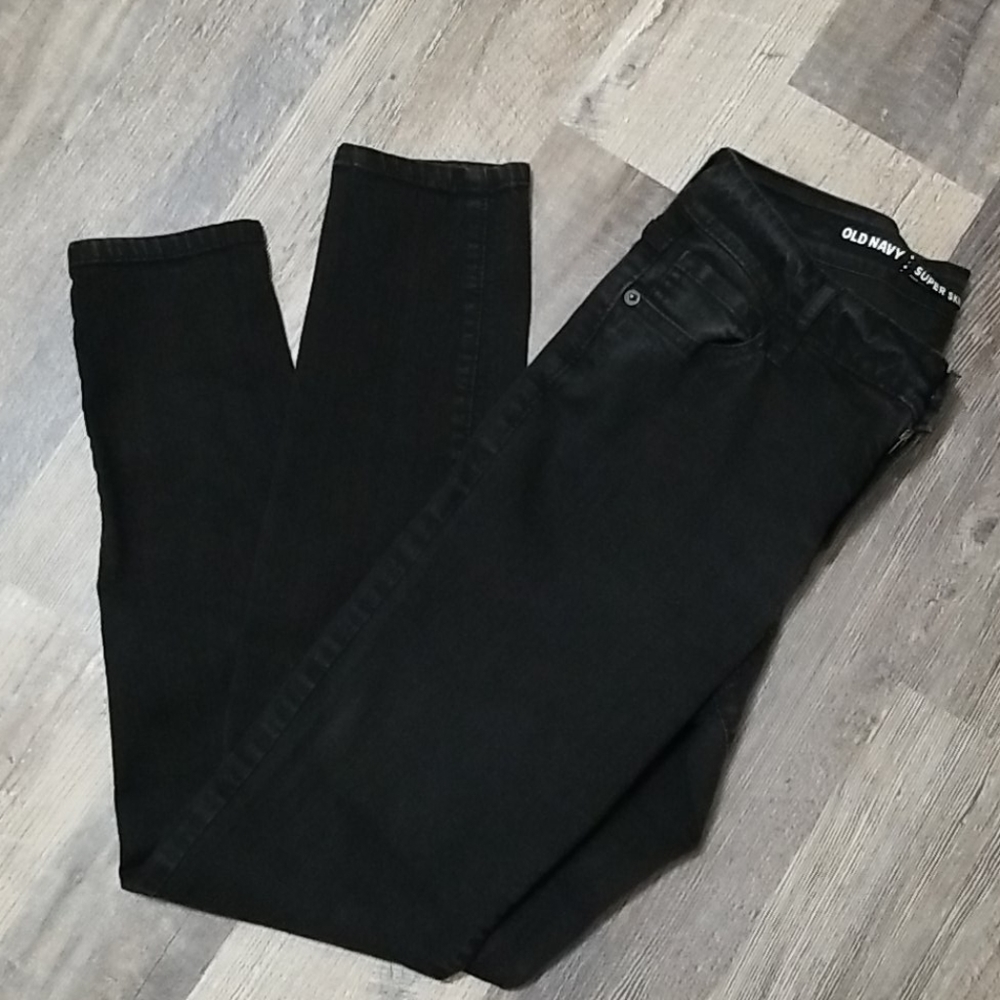 OLD NAVY SUPER SKINNY MID-RISE JEANS SIZE 6 inseam 28.5